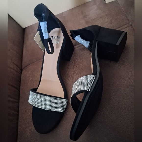 Madden NYC Illie City Women's Black Heels with Rhinestone Strap Size 10 - Picture 4 of 9